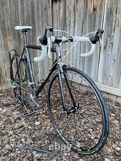 54 cm Trek Carbon Fiber Road Bike Shimano Ultegra Dura Ace 10 Speed Mavic Wheels