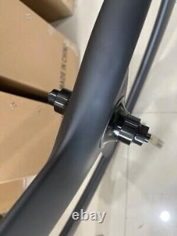 700C Carbon Bicycle Wheelset Tri Spokes Track/Road Racing Bike Wheels Tubeless