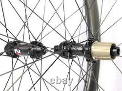 700C Carbon Road Bike Wheelset Clincher Tubeless Paintless Rims Center Lock Hub