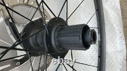 Bontrager Aeolus Comp 5 Carbon Fiber DISC THRU AXLE Wheels 700c Clincher Shimano