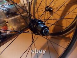 Bontrager Aura 5 Carbon 11 Speed Road Wheelset Wheels Shimano Sram