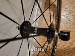 Bontrager Aura 5 Carbon Fiber Wheelset 700c 11 Speed Shimano 700c