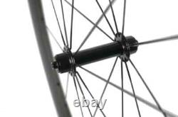 Carbon Fiber Road Bicycle Wheelset 700C 23mm Width Surface R13 Hub Clincher