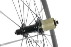 Carbon Fiber Road Bicycle Wheelset 700C 23mm Width Surface R13 Hub Clincher