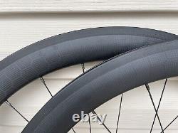 DT Swiss Carbon TUBELESS Wheelset. Rim Brake. Weight 1390g