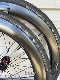 ENVE SES 4.5 AR DISC Wheelset Tubeless Clincher DT Swiss 240 Hubs. 11spd. + Tires