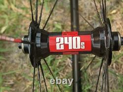 Enve Classic 25 DT Swiss 240 Carbon Clincher Road Wheelset