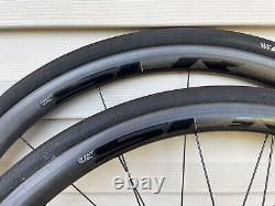 Giant SLR 1 Wheelset Carbon Clincher/Tubeless 10/11s Shimano. Weight 1490 grams