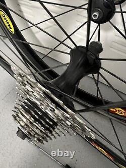 Mavic Cosmic SSC Clincher Rim Brake Carbon Wheelset 10 Speed Shimano