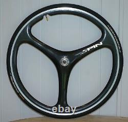 New Old Stock Pair Of Spin Carbon Tri Spoke Road Bike Wheels 700c X 23c Nos