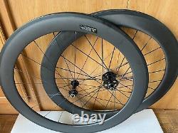 Novatec Carbon Clincher Road Bike Wheels, rim brake. 700C, 11 Speed