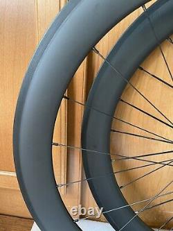 Novatec Carbon Clincher Road Bike Wheels, rim brake. 700C, 11 Speed