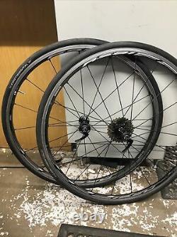 Shimano Ultegra RS-81 carbon aluminium wheels 11 speed road race bike