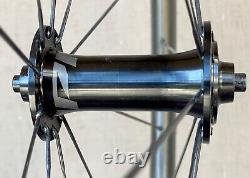 Zipp 302 Carbon Road Wheelset Clincher Tubeless Rim Shimano SRAM 10 11 Speed