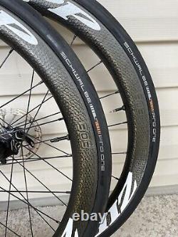 Zipp 303 Firecrest Tubeless Carbon Wheel Set. Disc QR Axle. + Tires, Rotors