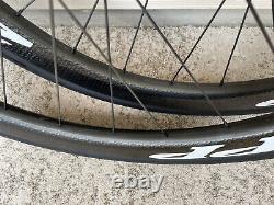 Zipp 303 Firecrest Tubeless Carbon Wheel Set. Disc QR Axle. + Tires, Rotors